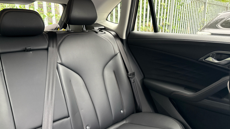 MG HS 1.5 T-GDI Trophy 5dr Petrol Hatchback